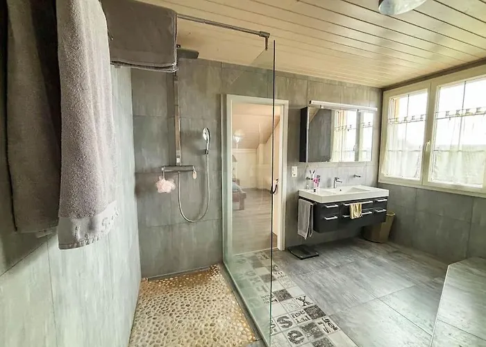 Spacieuse Et Familiale Villa Servion